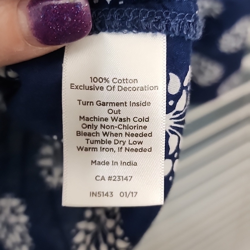Talbots Blue & White Embroidered Lightweight Floral Blouse Size XL - Picture 5 of 8